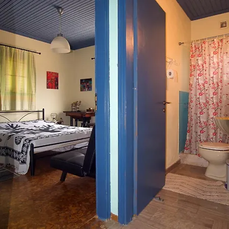 Helios Apartment Kandia